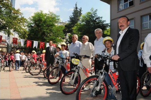 İzmit Belediyesi, Çocukların Hayallerini Gerçekleştiriyor