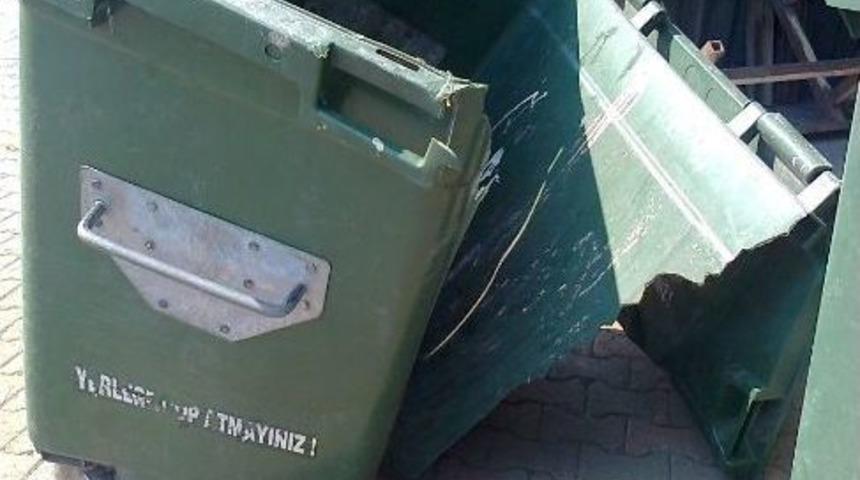 Eylemlerin Hasarları Gideriliyor