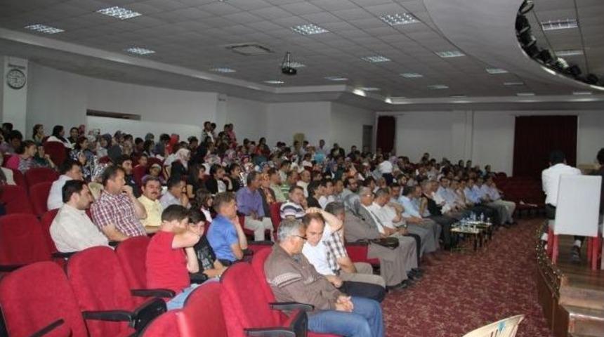 G&ouml;rdes'te 'efendimiz' Yarışmasının Birincisi &Ouml;ğrenciye Umre Hediye Edildi