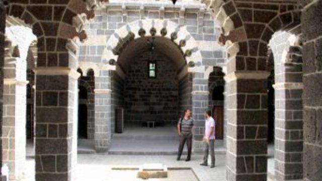 Zinciriye’nin Restorasyonu Bitti, Gözler Tahsiste