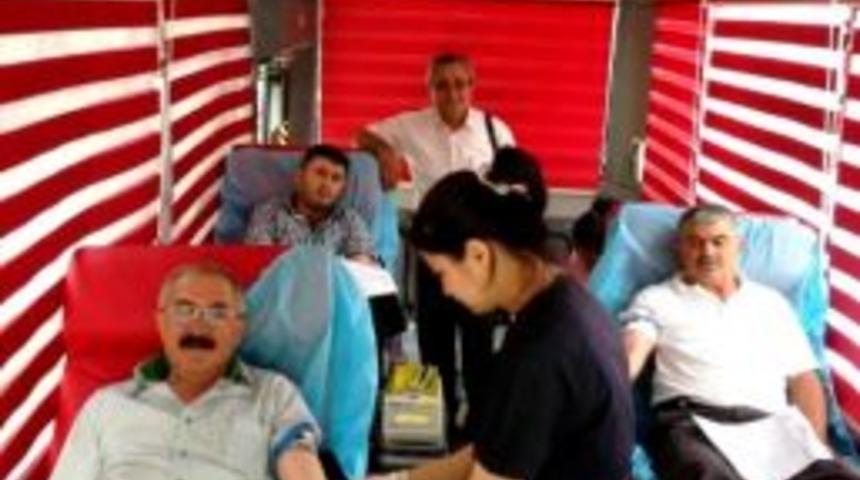 Kızılay, Sarıg&ouml;l'de 126 &Uuml;nite Kan Topladı