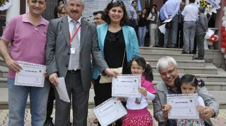 Sel&ccedil;uk Mezunları Yıllar Sonra Yeniden Kep Giydi