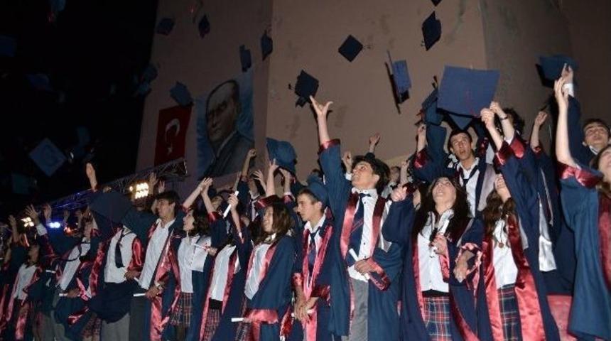 Keşan Anadolu Lisesi 150 &Ouml;ğrencisini Mezun Etti