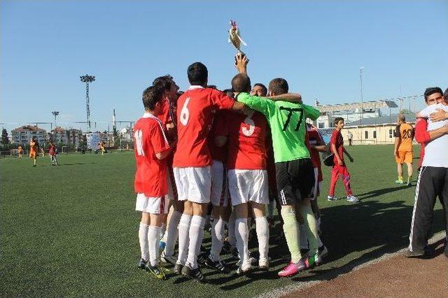 Kaytazdere Ve Elmalıkspor 1. Amatör Küme'ye Yükseldi