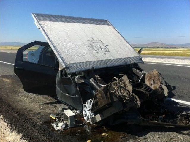 K&uuml;tahya da Trafik Kazası: 1 Yaralı 1