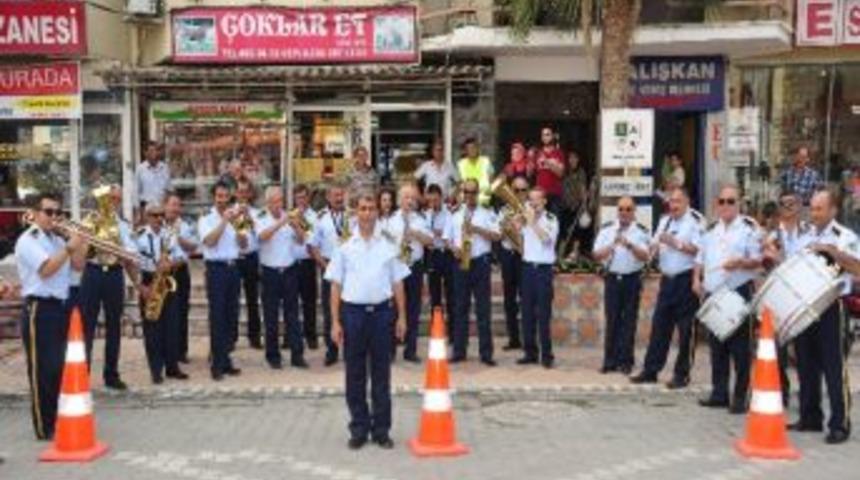 Torbalı&rsquo;da Yıllardır Eskimeyen Gelenek