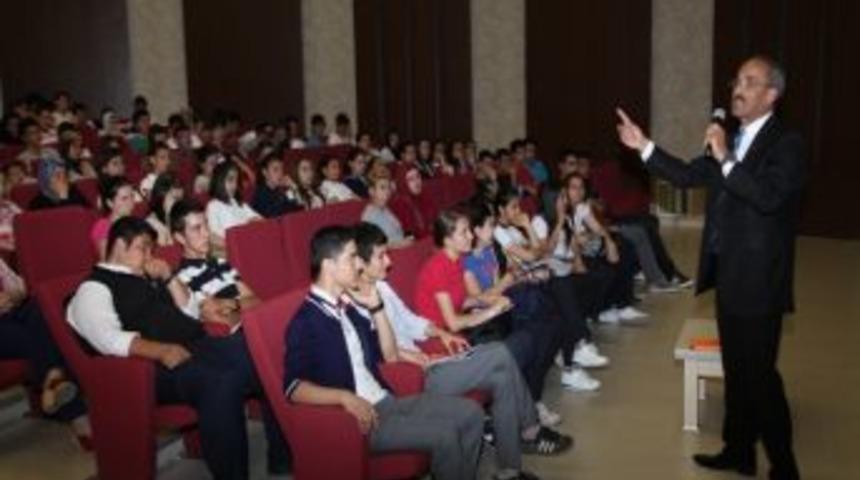 Sel&ccedil;uklu Belediyesi&rsquo;nden Lys &Ouml;ncesi Motivasyon Semineri