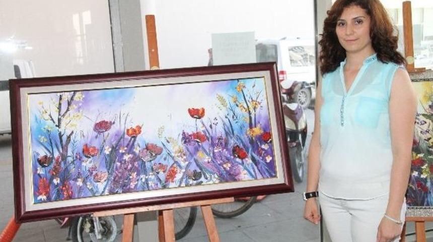 Kursiyer İlk Kişisel Sergisini A&ccedil;tı