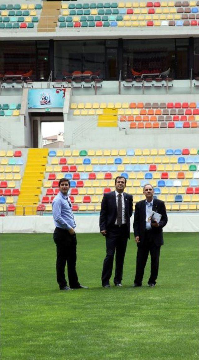 FIFA Heyeti, Kadir Has Stadında Inceleme Yaptı 1
