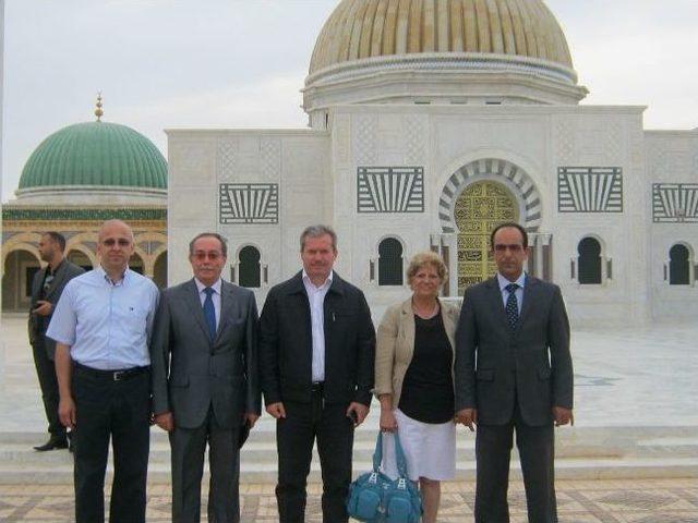 Manisa Belediyesi Tunus&rsquo;ta Temsil Edildi 1