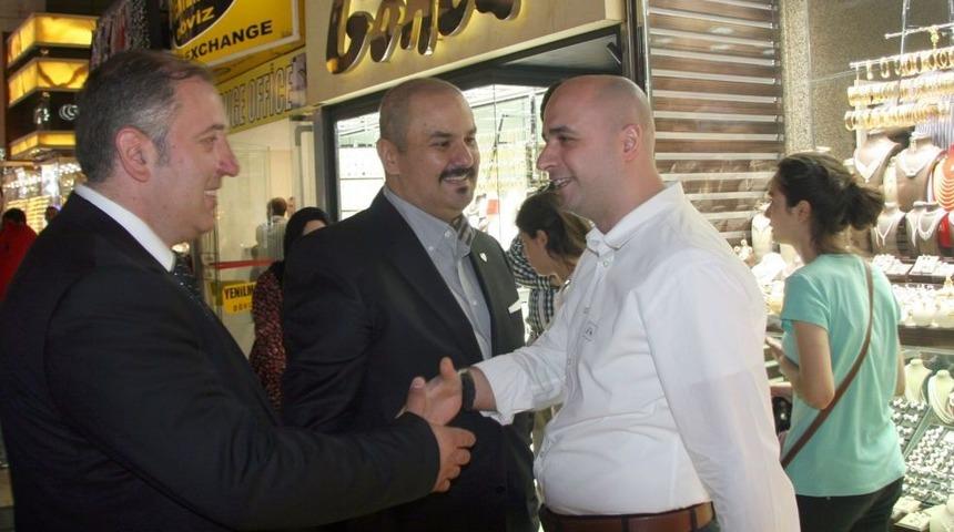 Bursaspor Başkan Adayı Uslu: İlk 11&rsquo;de Oynayacak Yıldız Oyuncu Alacağız