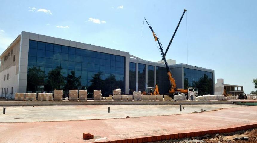 Antalya, Olimpik Y&uuml;zme Havuzuna Temmuzda Kavuşuyor