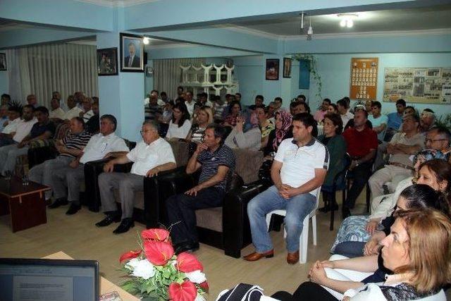 Eski Vekil &Ccedil;er&ccedil;i den Adaylık Atağı 1