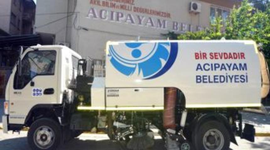 Acıpayam Belediyesi Yeni Yol S&uuml;p&uuml;rme Aracını Hizmete Soktu