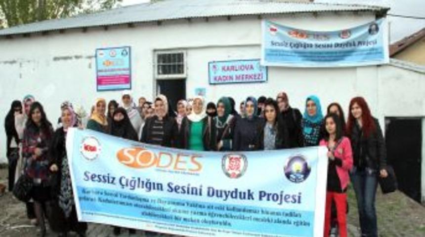 Karlıovalı Kadınlar SODES Projesi Kapsamında Erzurum'u Gezdi