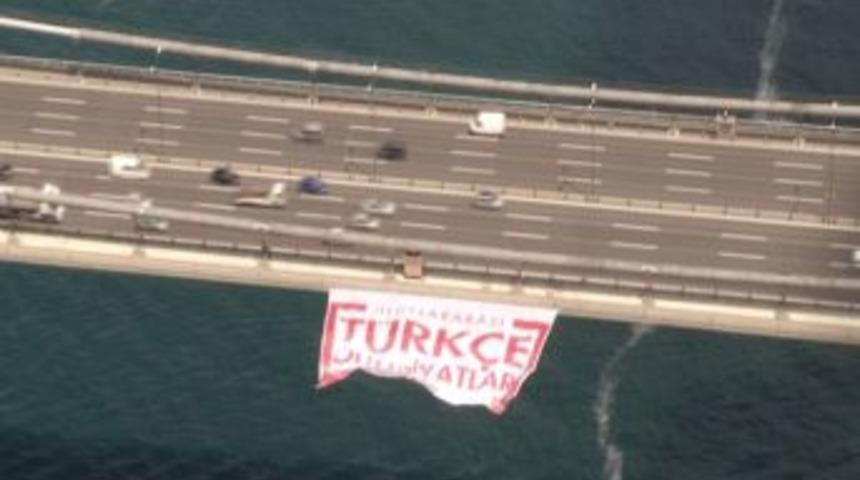 Türkçe Olimpiyatları'nın Bayrağı FSM'de