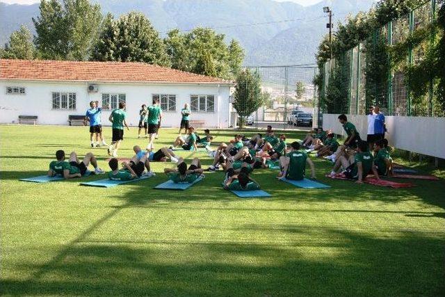 Bursaspor&rsquo;da Kiralık Ve Gen&ccedil; Oyuncular Top Başı Yaptı 2