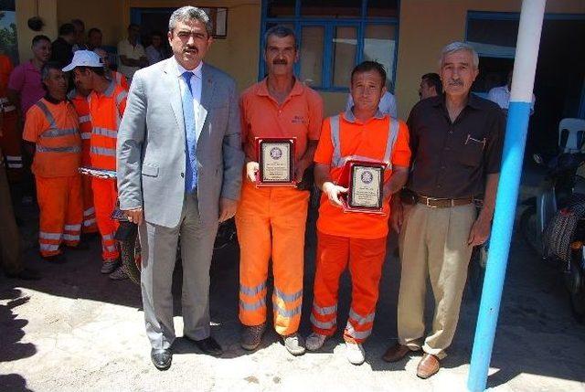 Başarılı Temizlik İş&ccedil;ilerine &Ouml;d&uuml;l 1