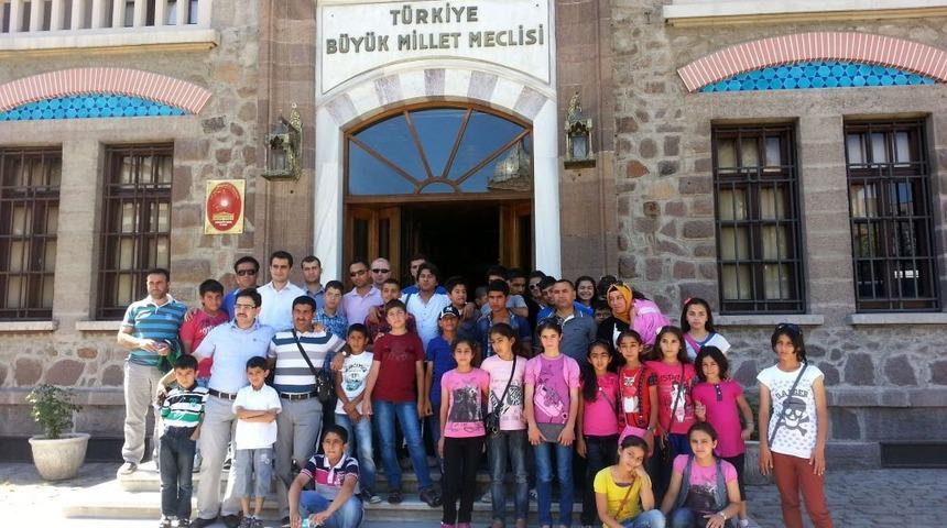 Ke&ccedil;i&ouml;ren Samanyolu, Viranşehir'den Kardeş Okullarını Ağırladı