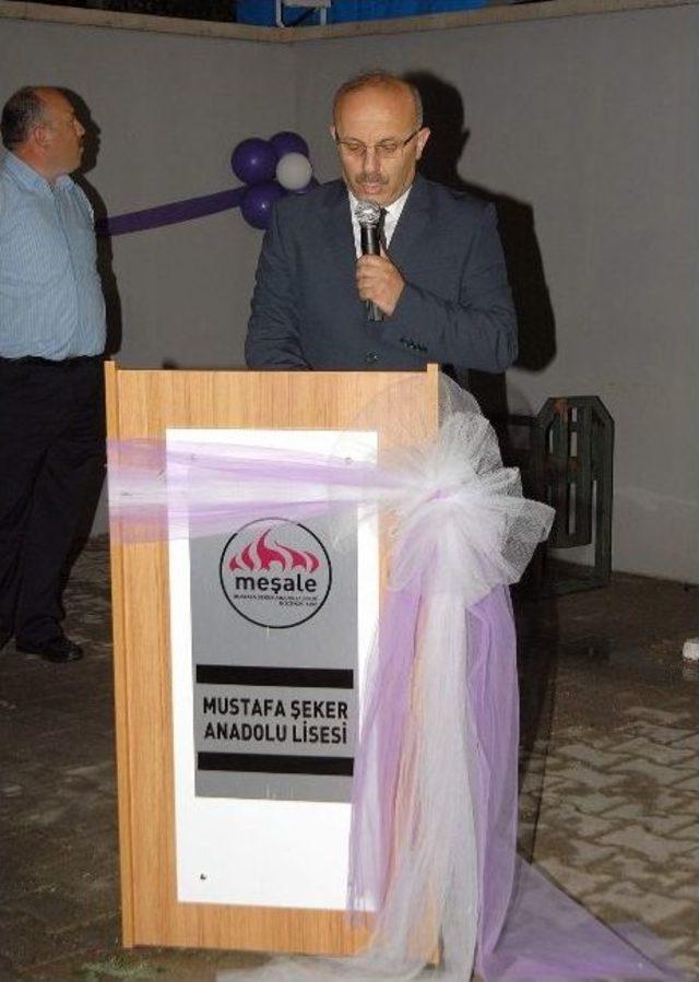 Boz&uuml;y&uuml;k Mustafa Şeker Anadolu Lisesi nde Mezuniyet Coşkusu 1