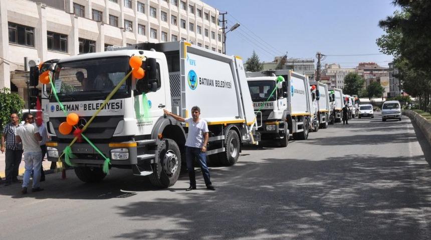 Batman Belediyesi 12 Adet Temizlik Aracı Aldı