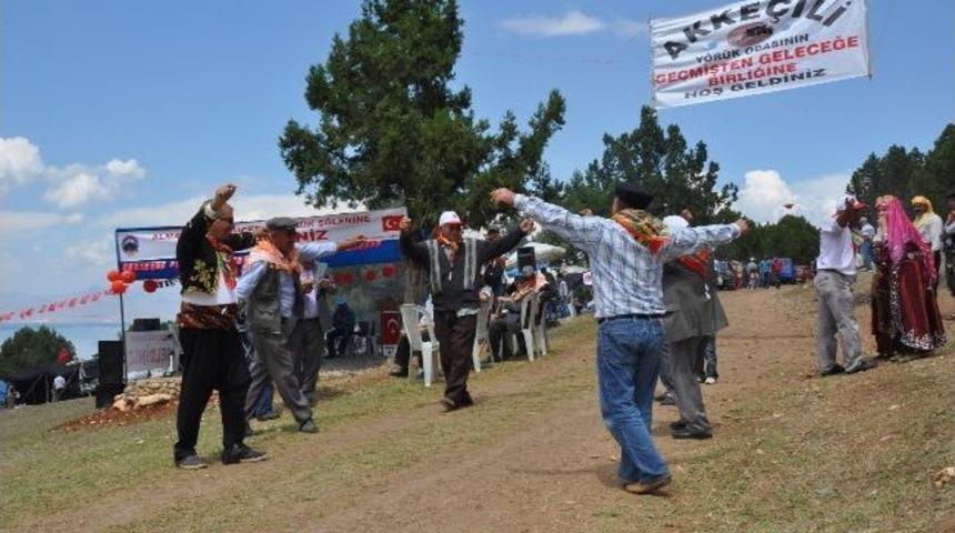 Yörükler Akkeçili’de Buluştu
