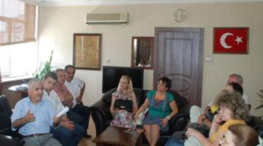 &Ouml;ğretmenlere S&uuml;rekli Eğitim