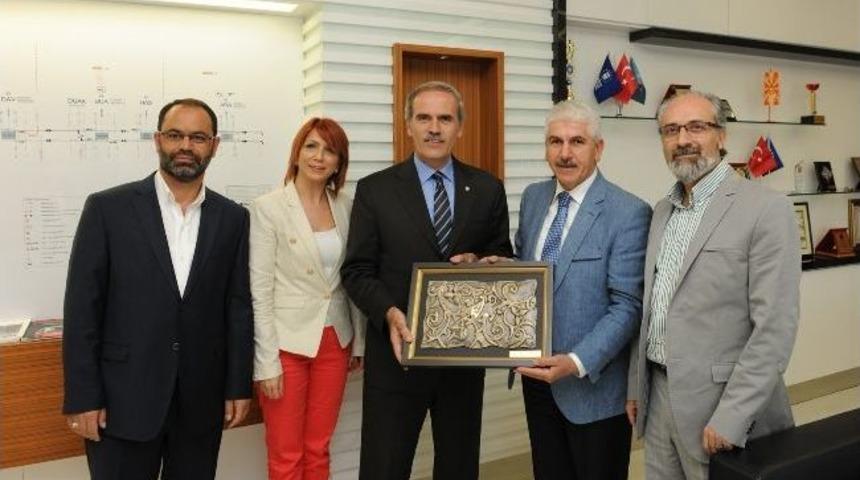 &lsquo;ipekb&ouml;ceği&rsquo; B&uuml;t&uuml;n Belediyelerin G&uuml;ndeminde