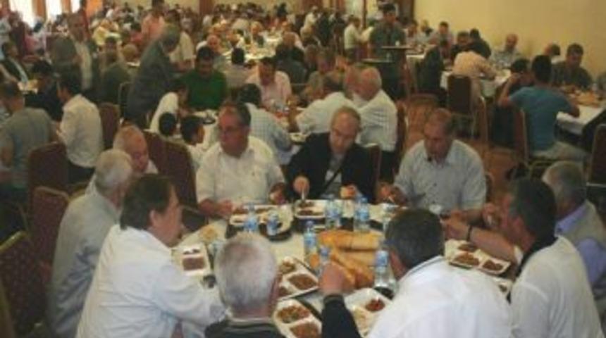 Afyonkarahisar&rsquo;da İmam Hatipliler Pilav Şenliğinde Buluştu