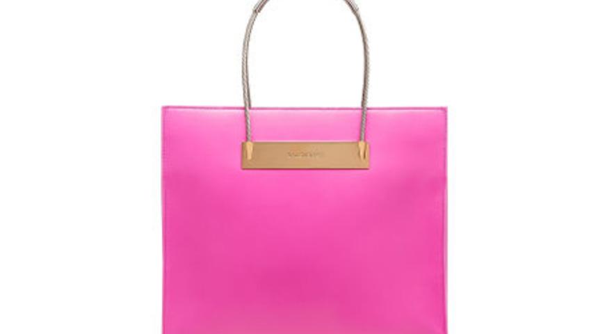 2015 İlkbahar sezonunun en renkli &ccedil;antaları