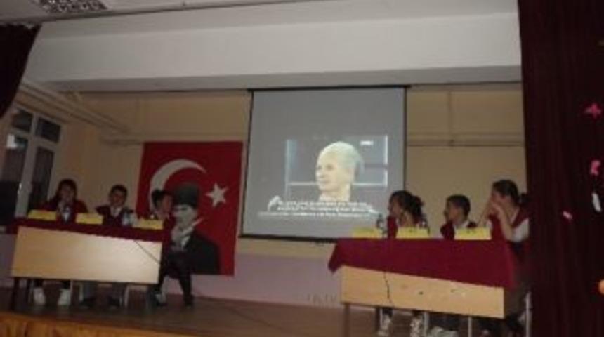 &Ouml;ğrencilerden &ldquo;ermeni Soykırımı Yalanı&rdquo; Konferansı