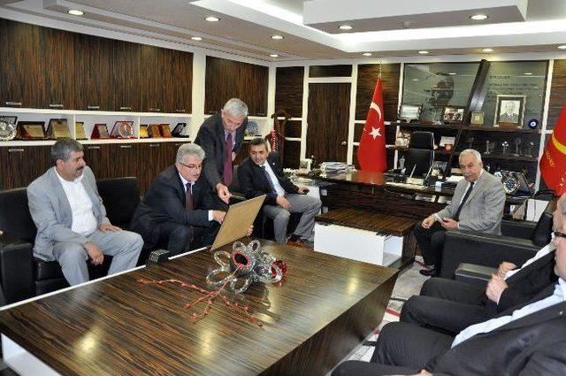 Murat Başesgioğlu&rsquo;nun Belediye Ziyareti 2