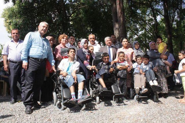 Başkan Görgen Selimoğlu’ndan Engellilere Akülü Araba