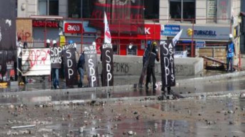 TOMA Aracı B&ouml;yle Alev Aldı