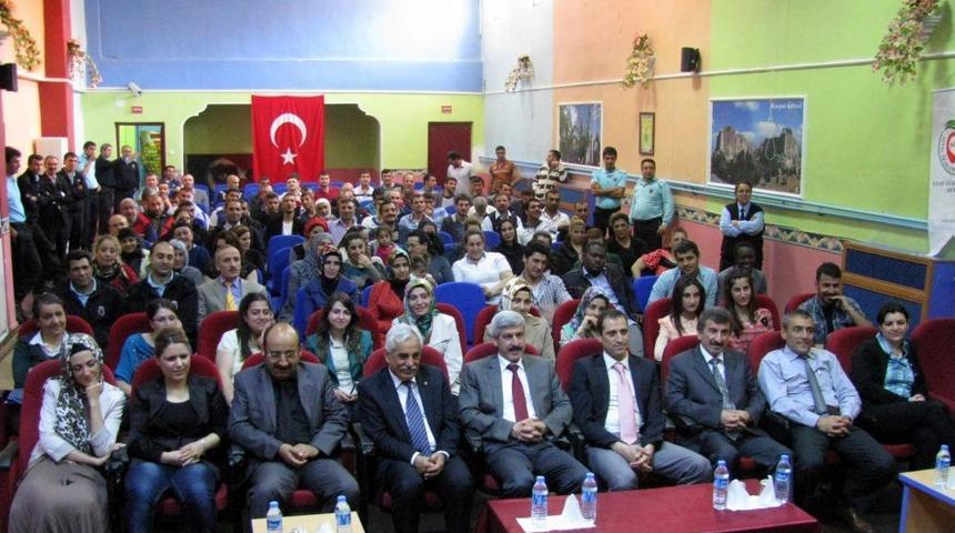 &Uuml;niversite &Ouml;ğrencileri Cezaevi Sakinlerini Unutmadı