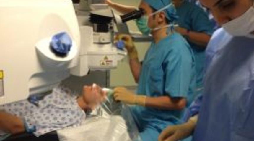 Gözün Netlik Ayarını Dikişsiz, Bandajsız 10 Dakikada Yapmak Mümkün