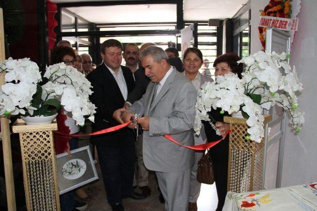 El Işi Göz Nur’ları Görücüye Çıktı 1