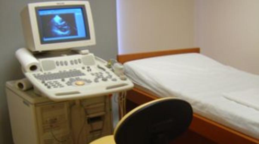 Ak&ccedil;akoca Devlet Hastanesi Yeni Cihazlarla Donatılıyor