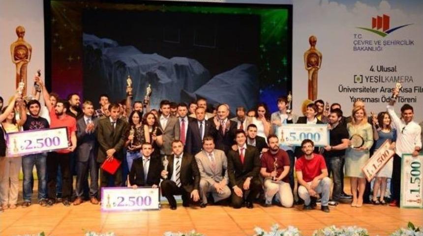 Kastamonu &Uuml;niversitesi Sinamada &Ouml;d&uuml;l Aldı