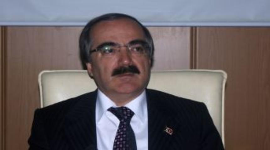 Adana&rsquo;nın Ileri Gelenleri Gezi Parkı Eylemlerinin Bitirilmesi I&ccedil;in Toplandı