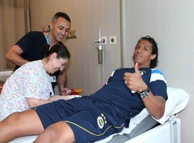 Sağlık Taramasından Ge&ccedil;en Bruno Alves Kul&uuml;p Binasına Ge&ccedil;ti 1