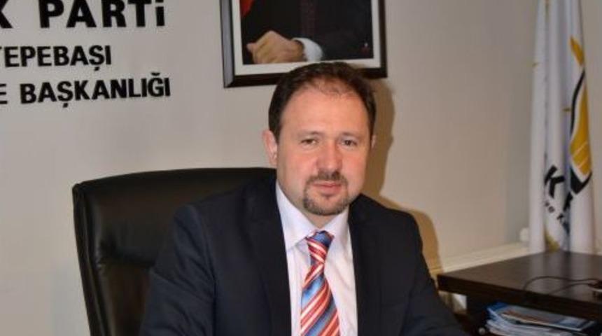 AK Partili Başkan: CHP&rsquo;li Belediyenin Eylemcilere Yardım Yapması Su&ccedil;