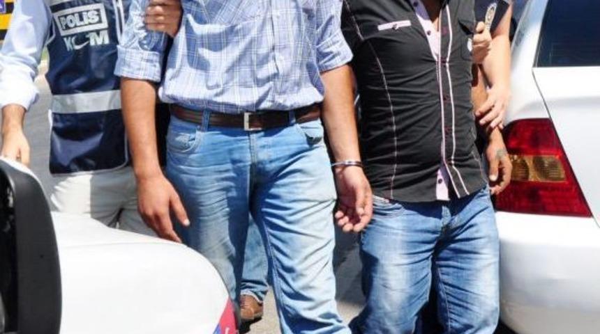 8 Kilo Esrarla Yakalanan Zanlıdan Ilgin&ccedil; Savunma: Esrarı Yemek I&ccedil;in Aldım