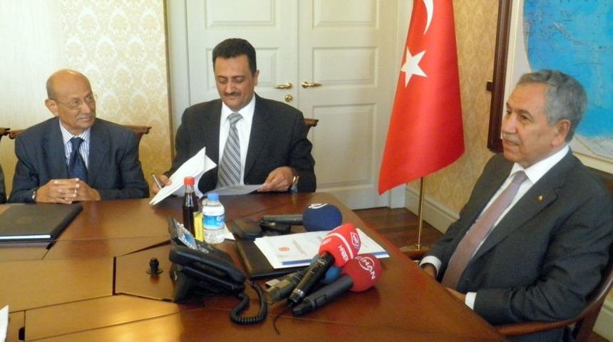 Arınç: Yemen'deki Yeni Süreci Destekliyoruz