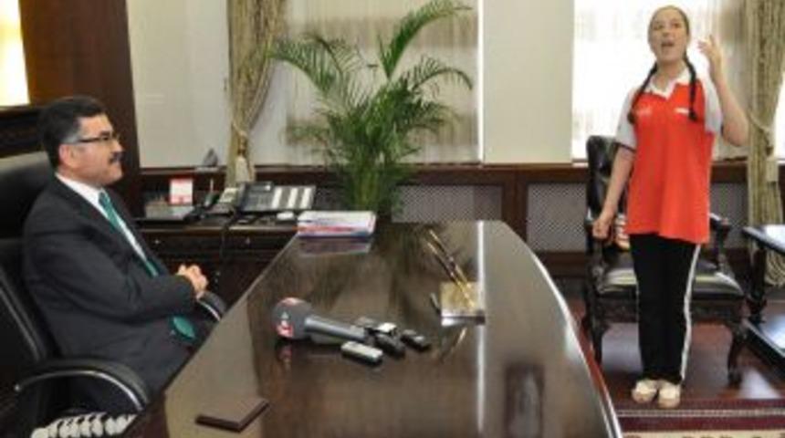 Vali Turhan: Sizler Sayesinde D&uuml;nyada Huzur Ve Barış Sağlanacak