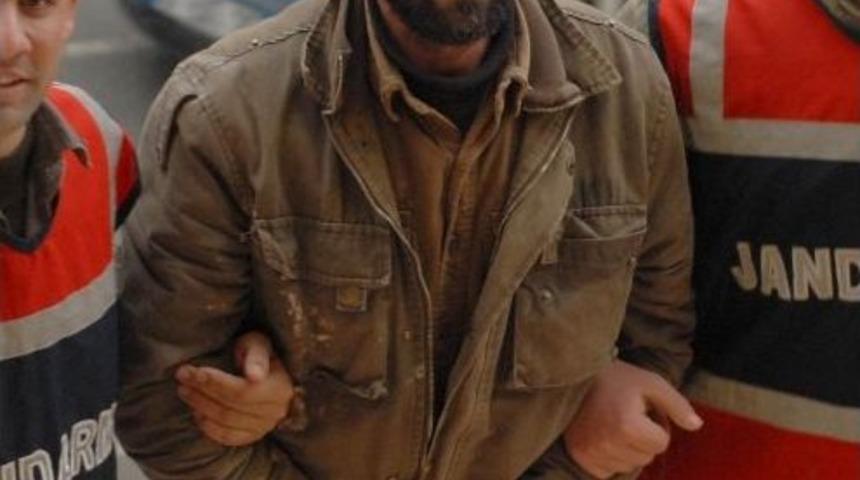 Taşla Kafasını Ezip &Ouml;ld&uuml;r&uuml;p Pavyona Gidip İ&ccedil;mişler