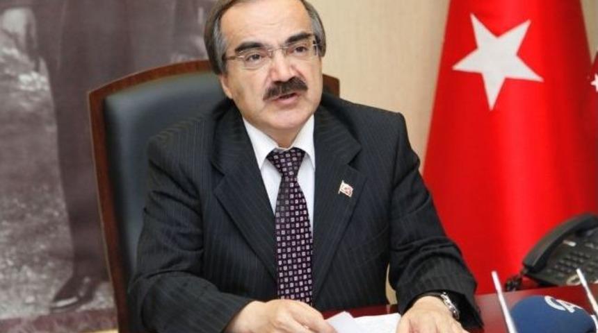 Adana Valisi H&uuml;seyin Avni Coş: