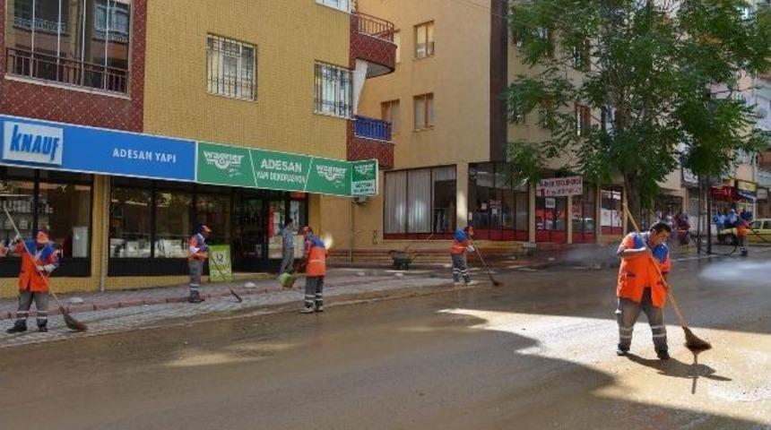 Malatya Belediyesinden Sel A&ccedil;ıklaması