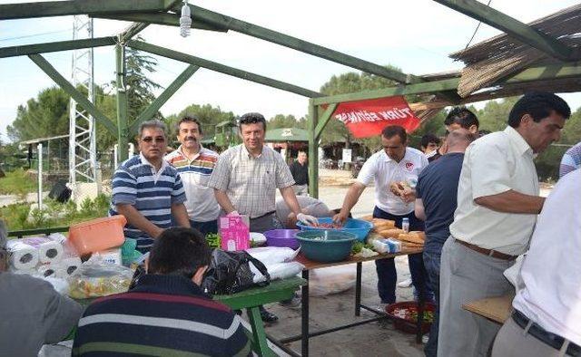 Eğitimciler Birlik Beraberlik Pikniğinde Buluştu