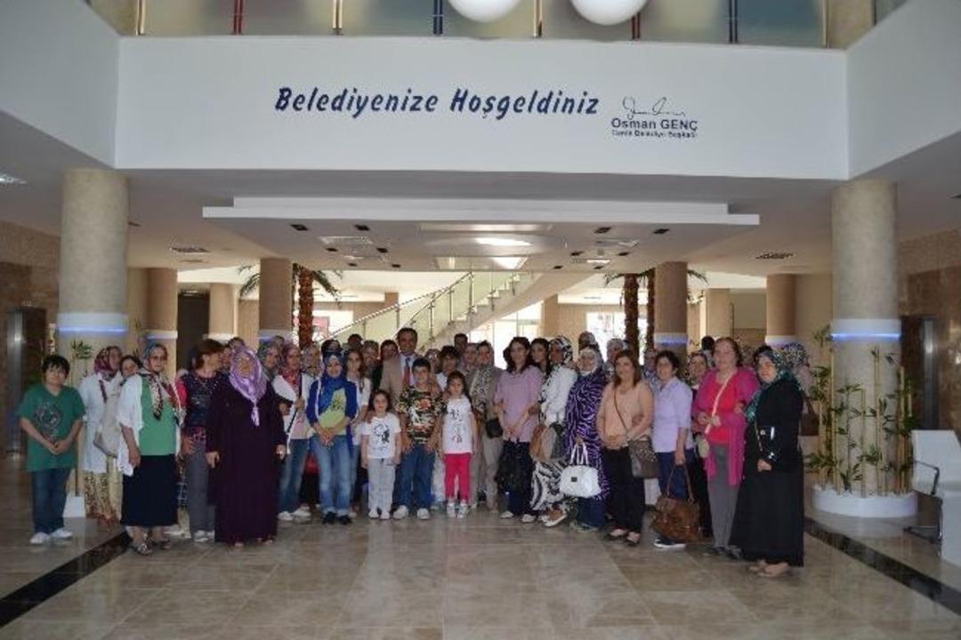 Gen&ccedil;: &ldquo;geleceğe Işık Tutuyoruz"